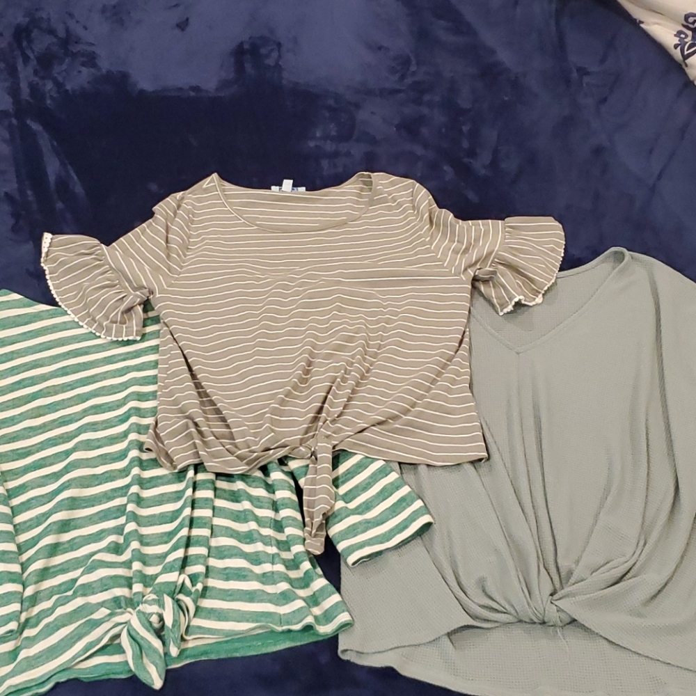 3 Green Waist-tied/Knot Tops